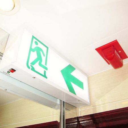 New Chung King Mansion Guest House - Tower C Hong Kong Ngoại thất bức ảnh